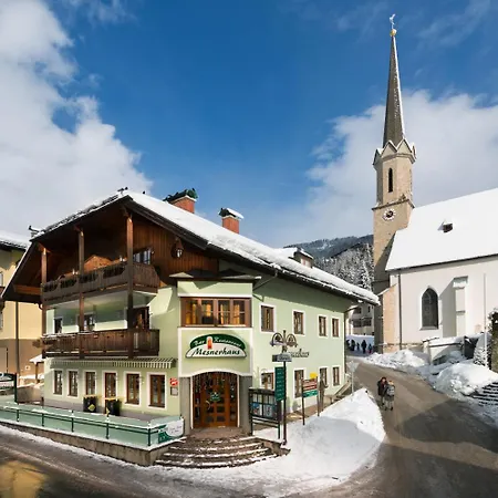 Mesnerhaus Guest house 2*